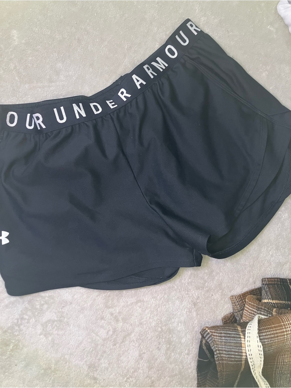 Women’s lot 2 athletic shorts Nike Black Athletic Shorts Under Armour Size L - Picture 6 of 6